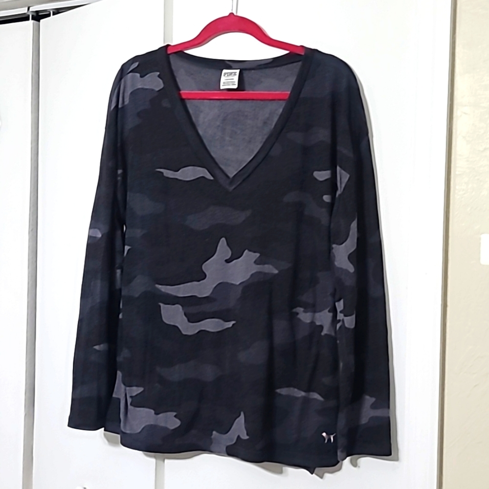 Victoria's Secret V-neck long sleeve